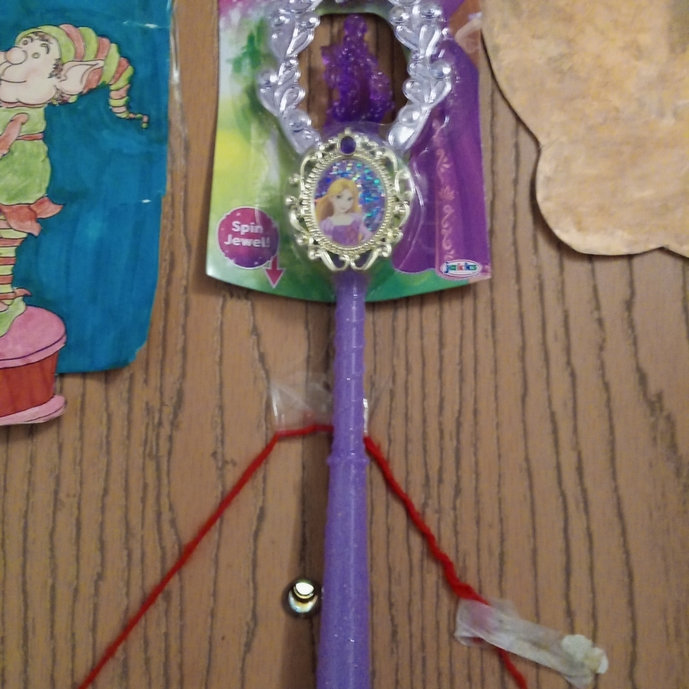BRAND new Disney Rapunzel wand